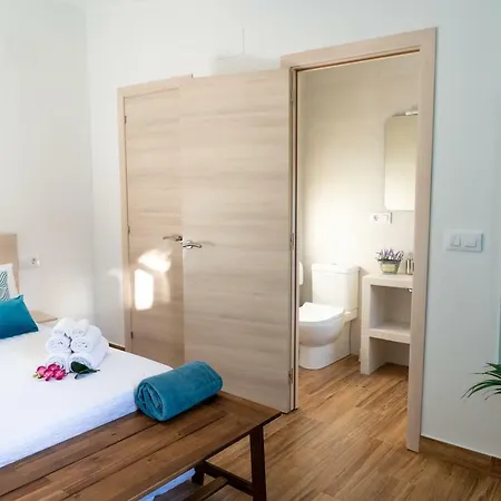 La Calita Escondida Ii - Jacuzzi & Terrace Private Apartment